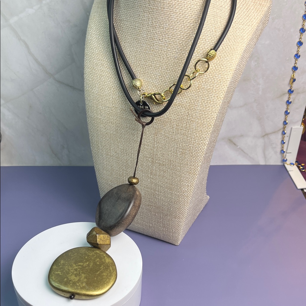 Alisha.D Made In Italy Statement Rock Necklace
